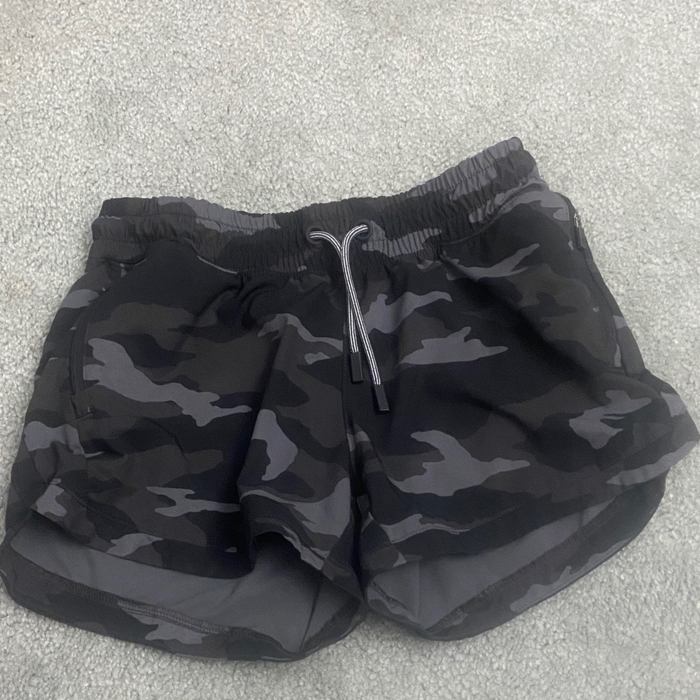 Stylish Camo Athletic Shorts for Women